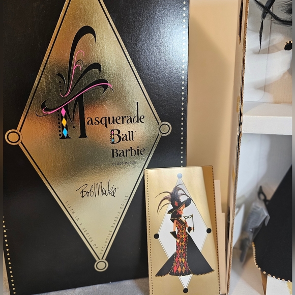 Bob Mackie Masquerade Ball Barbie Doll - Vintage NIB - Picture 5 of 7